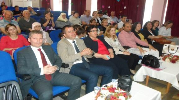Şehit Öğretmen Mehmet Birol Mesleki ve Teknik Anadolu Lisesi Anasınıfı Anneler Günü ve Yılsonu Gösterisi Yapıldı