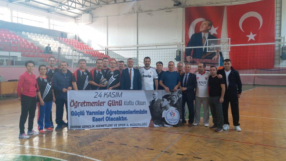 24 Kasım Okullararası Voleybol Turnuvası Başladı
