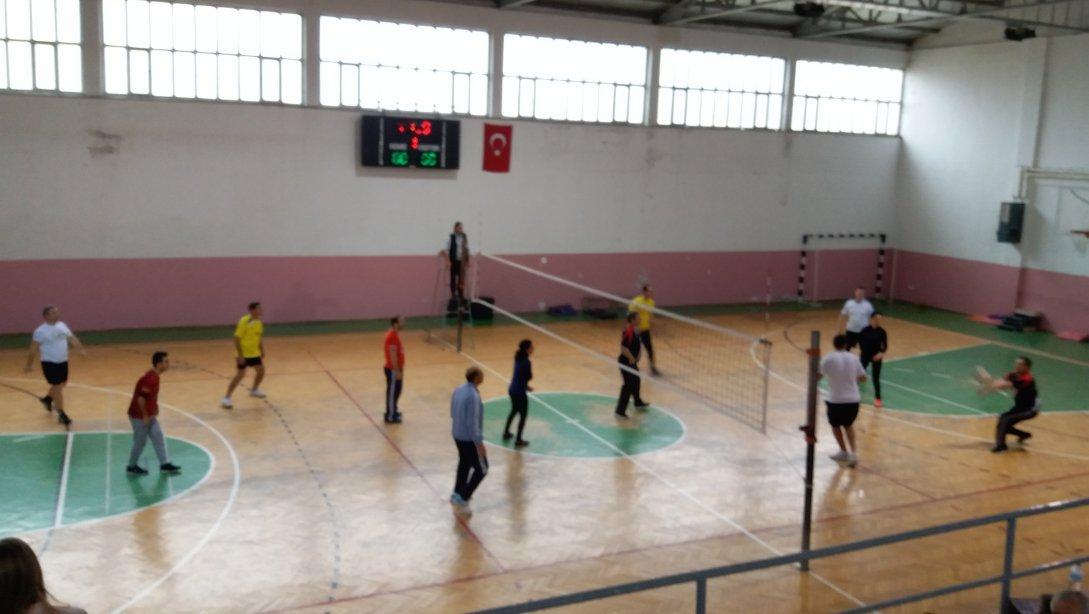 24 Kasım Okullararası Voleybol Turnuvası Sona Erdi